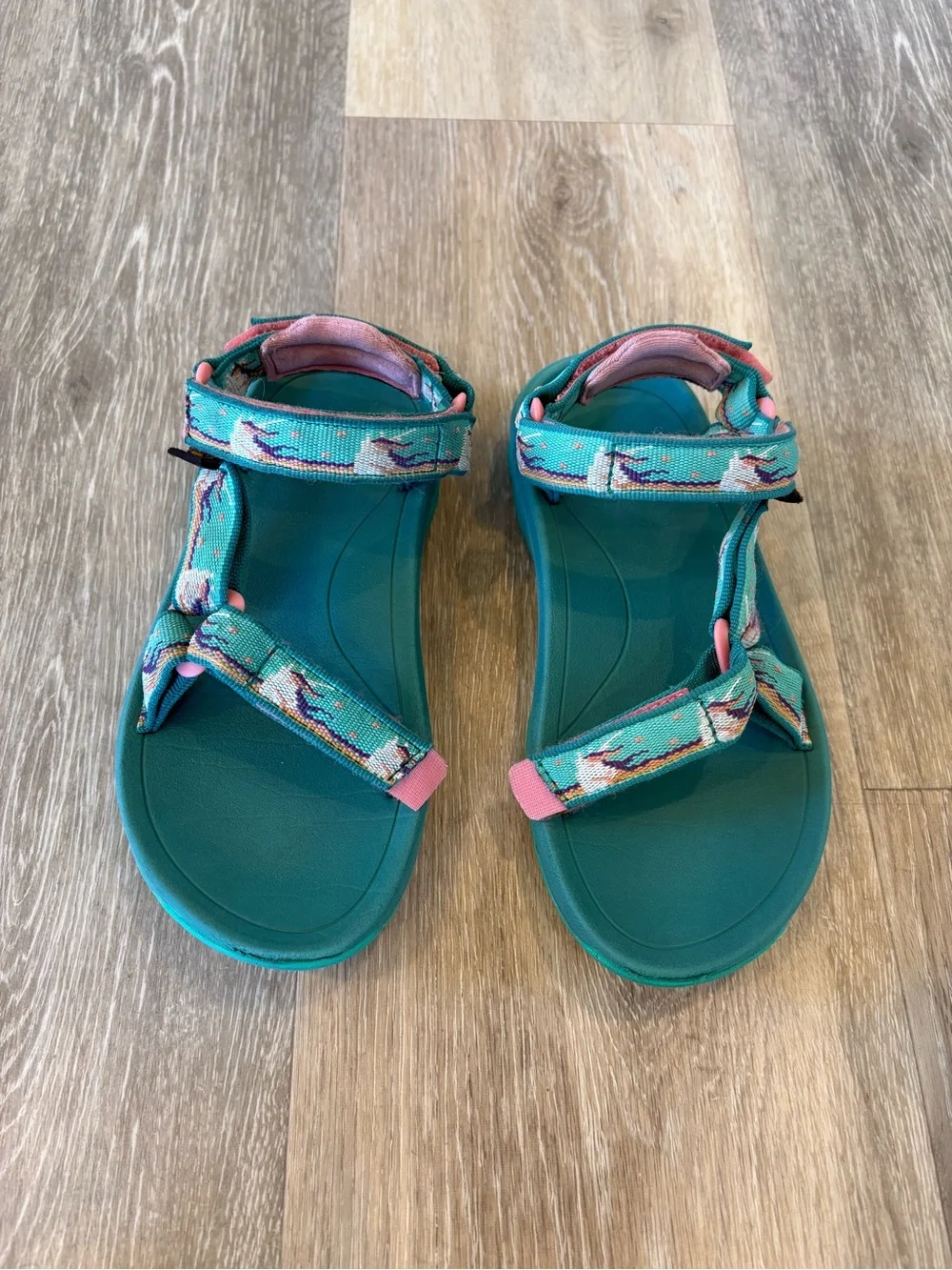 Teva Girls Hurricane XLT 2 Unicorn Waterfall Sandals size 1